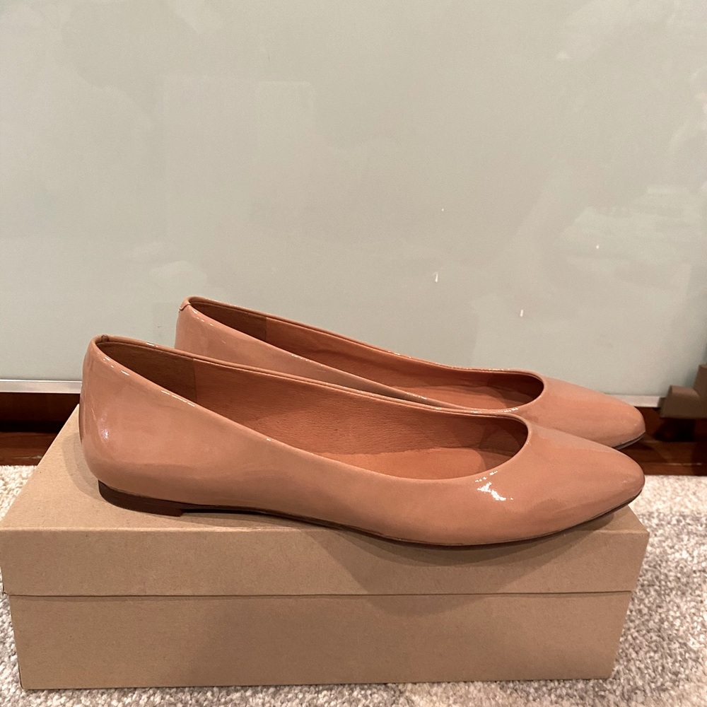 Madewell 1937 Patent Sidewalk Skimmers Flat 7.5